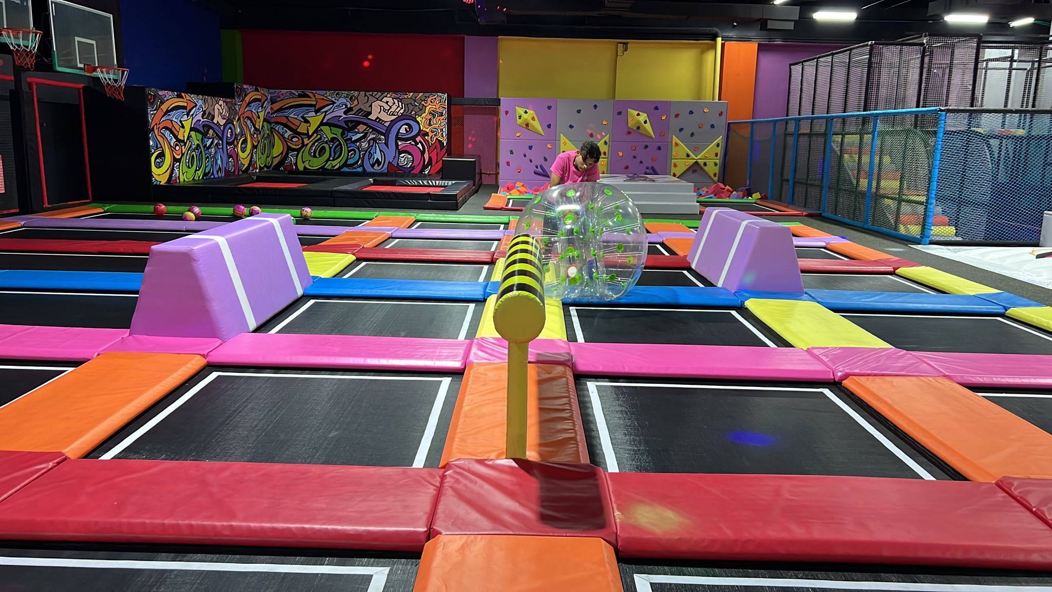 parque de trampolim L02