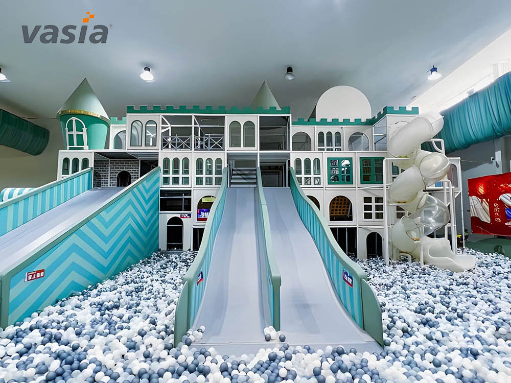 Parque de divers&otilde;es interno M0004