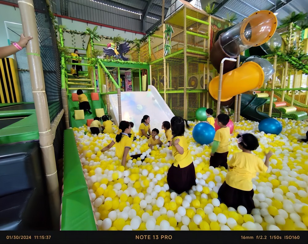 parque infantil interno W0055