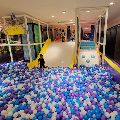 700²Parque infantil concluído em Nova York, EUA